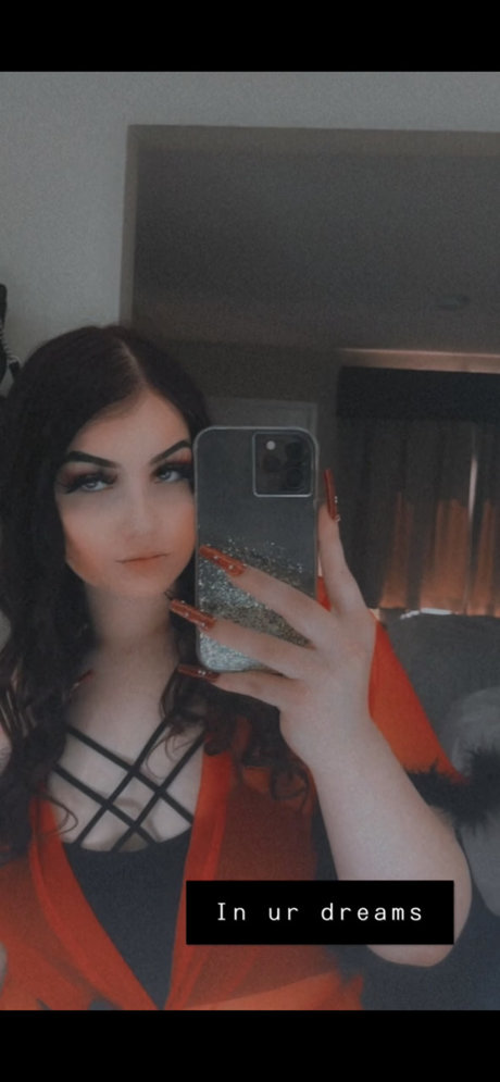 Mercedess_ art actress images