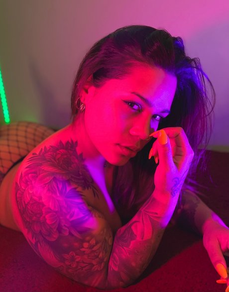 Miss Elaine_ star nude images