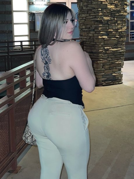 lesbian fingering onlyfans nudes pic