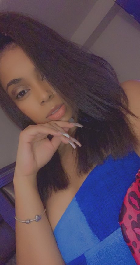 MelodyLove free model gallery