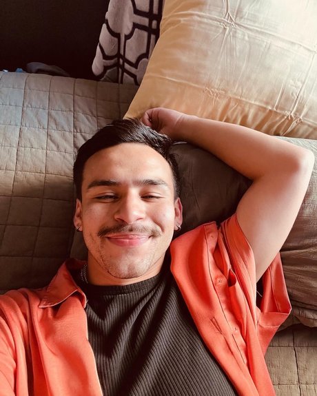 Bleu Phire pornographic model pics