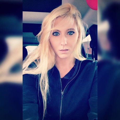 Brittany Hazen beautiful model galleries