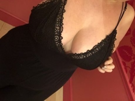 Megan s feet sexy actress pics