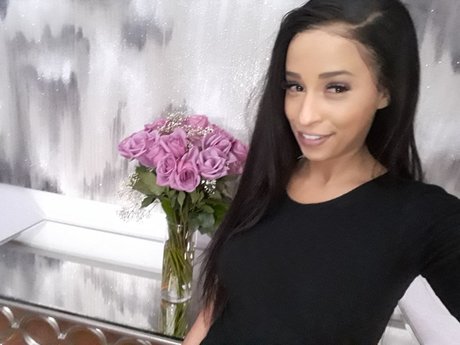 MeganMaxine hot actress gallery