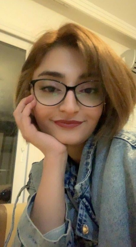 Celine Cinnamon pornstar sex photo