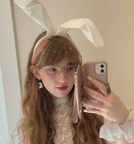 Sylph Bun model hd pic