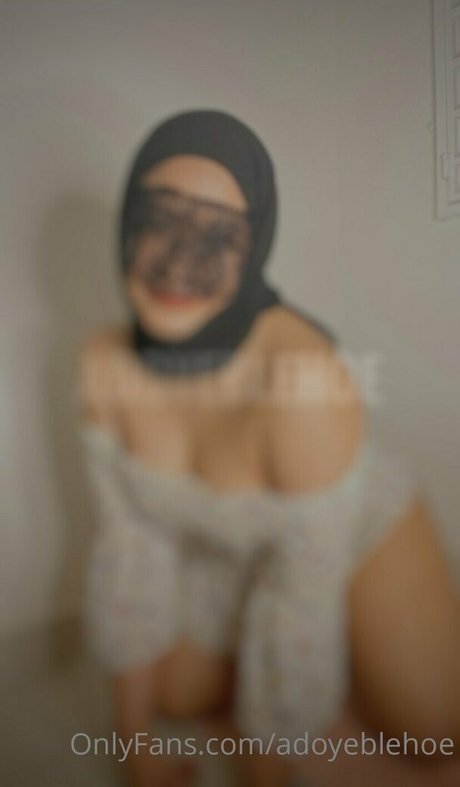 adoyeblehoe sexy actress gallery