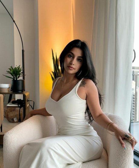 Queenneedy adult star gallery