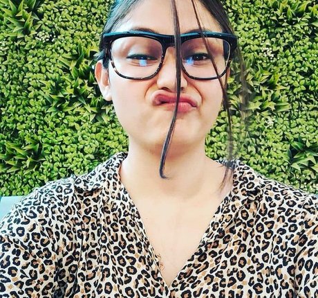 Real Goddessanna erotic model picture