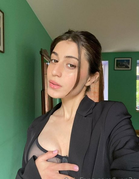 lynn2q exclusive model pic