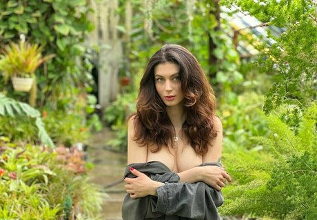 Unrealspicegirl xxx model photos