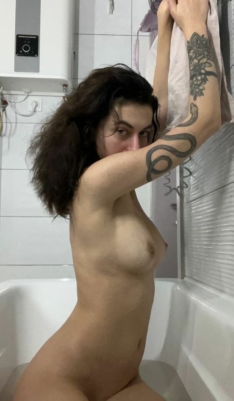 Unrealspicegirl art actress photos