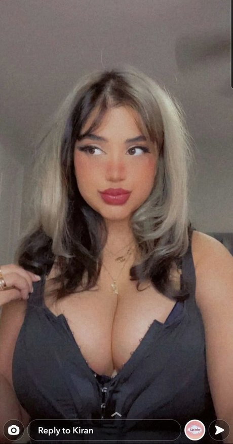 OMGLove high quality pornstar images