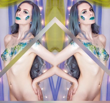 kinkynyrafree model pretty galleries