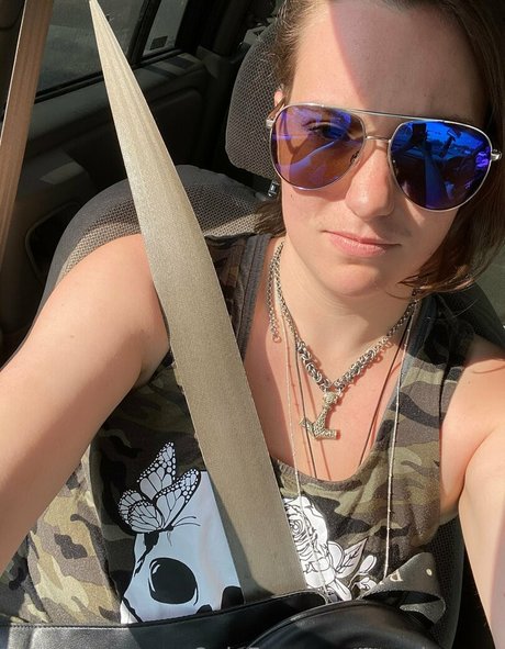 sarahmaxx nude model img