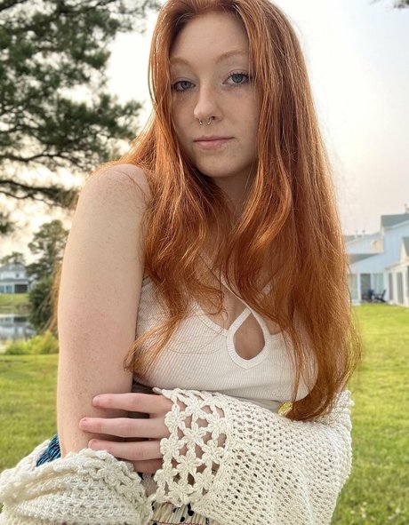 StrawberryShortKay model free gallery