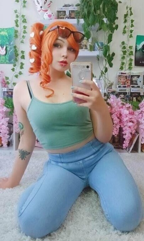 darling mint erotic actress image