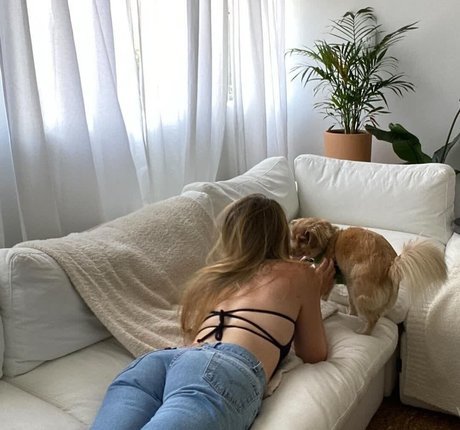 Madeleine Byrne sexy pornstar images