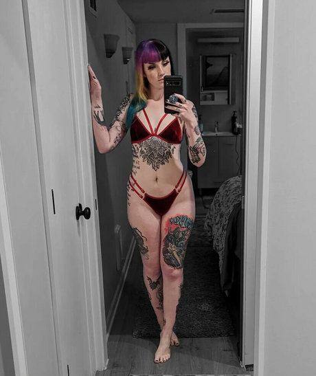 Miss Eydis sex model photo