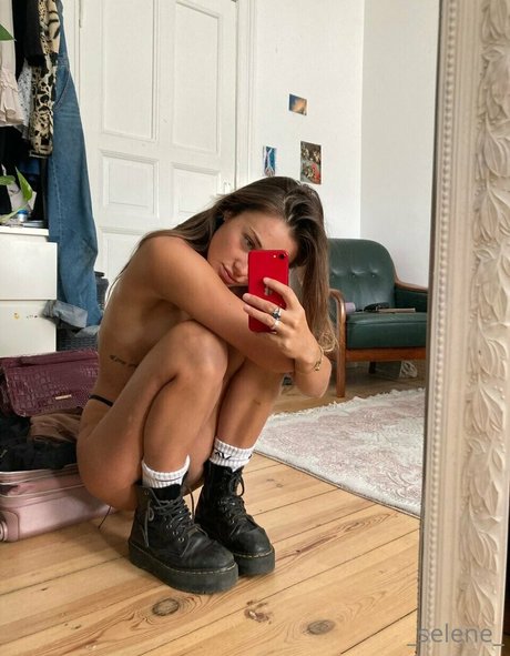 seleneafc pornstar sexy photo