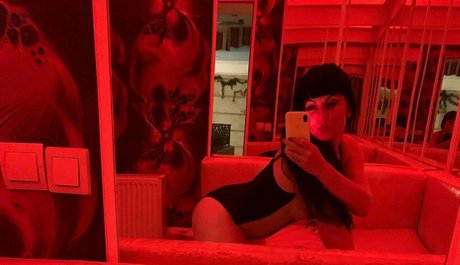 amateur couple onlyfans pornographic images