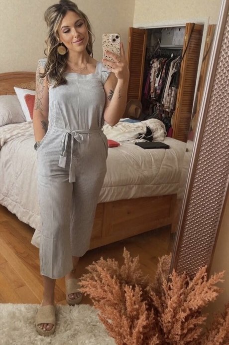 curiositykilledkay model top photos