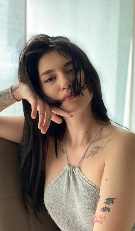 Miss Cassiee free star pictures