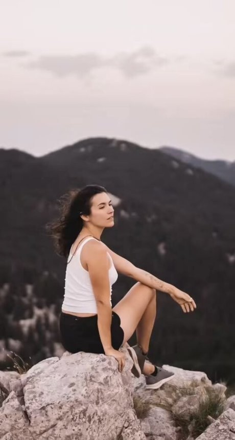 Eva Zu Beck pornstar photo