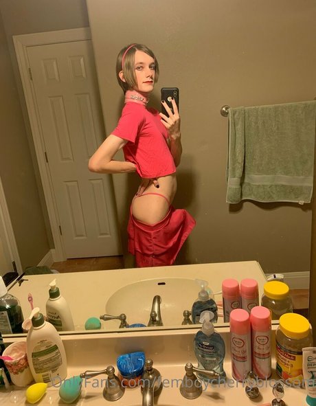 femboycherryblossom star top images