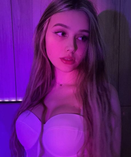 whylollycry pornstar exclusive archive