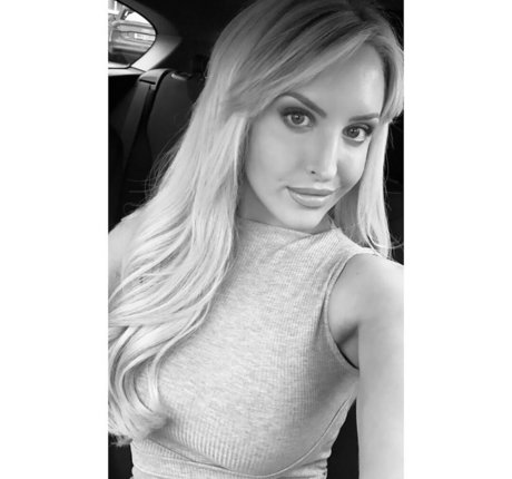 Emma Louise Jones xxx pornstar pictures