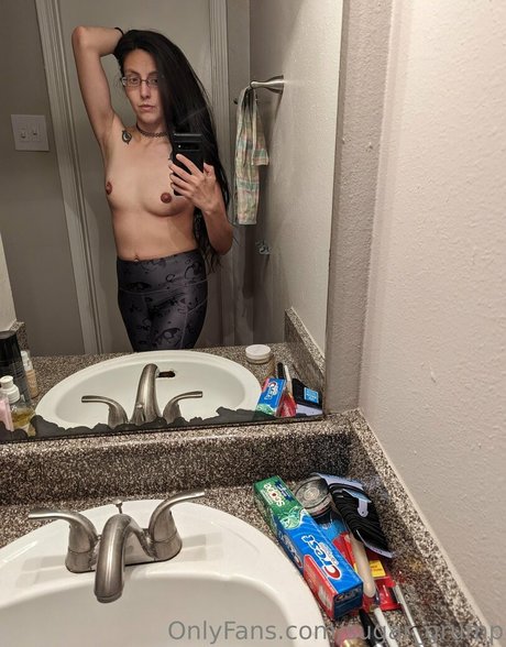 sugar grump model beautiful pic