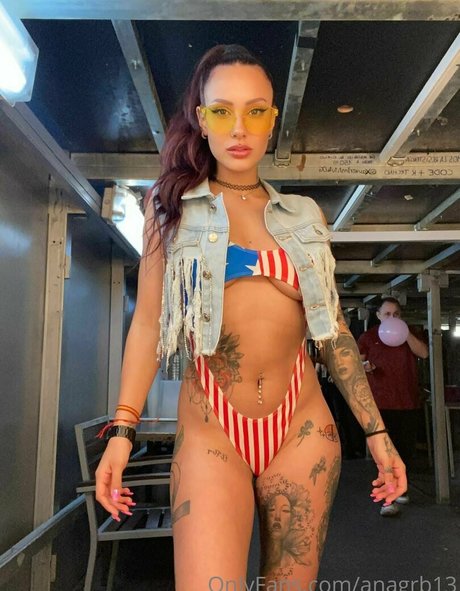 anagrb13 porn model pic