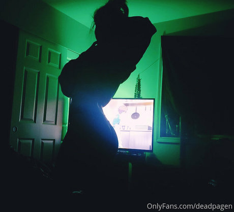 deadpagen model erotic galleries