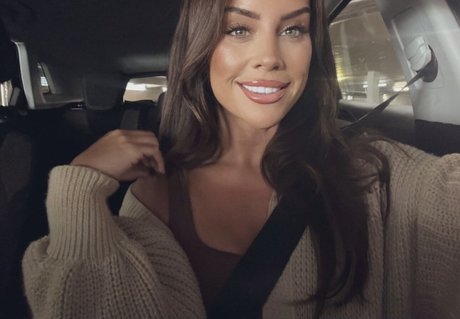 Jade Sammon nude star photos