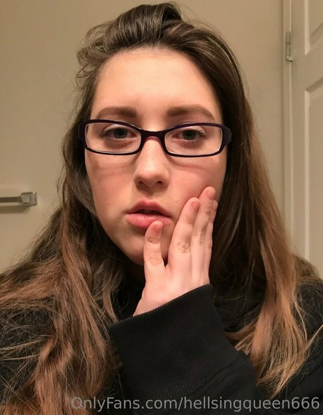 hellsingqueen666 sex star galleries