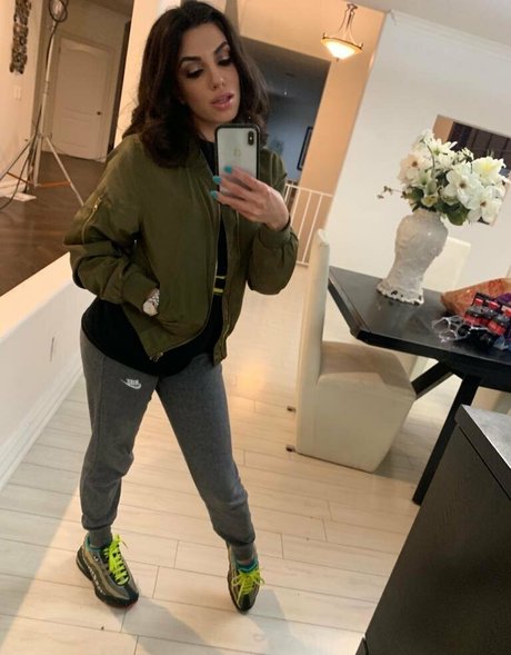 darciedolcexxx Profile pic