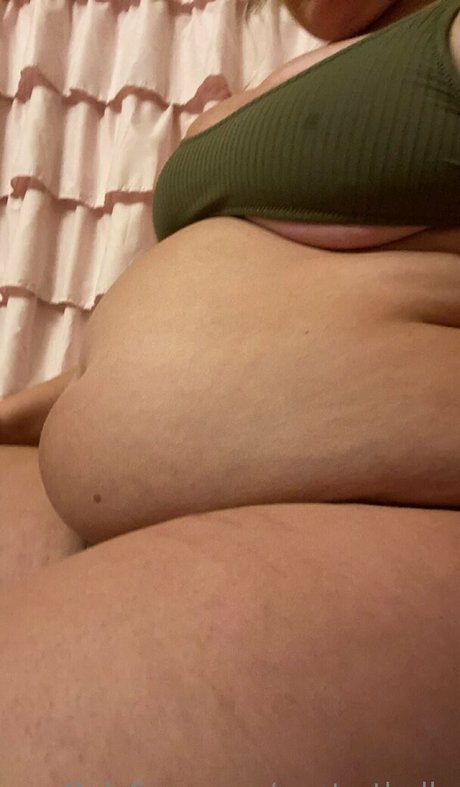 poptartbelly pretty actress pics