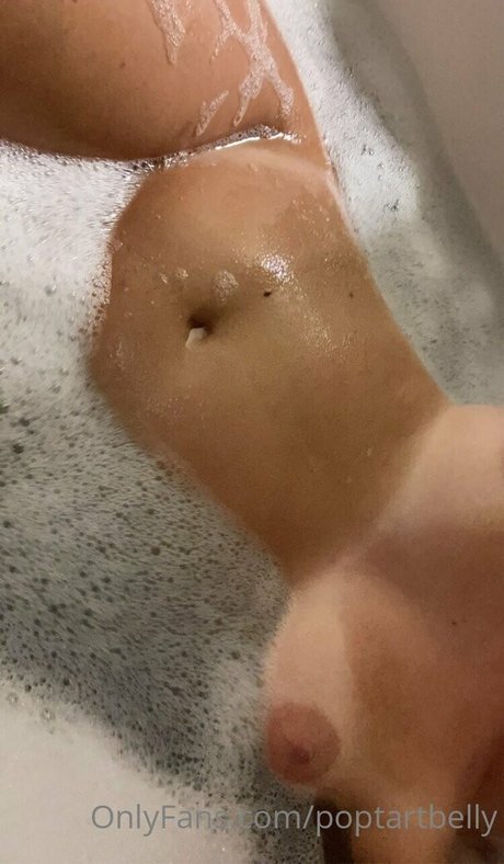 poptartbelly model adult picture