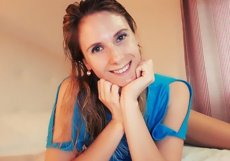 ellyedelweiss exclusive actress photo