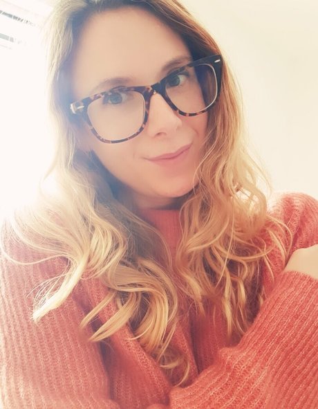 ellyedelweiss model xxx pictures