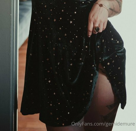 gemidemure erotic model pics