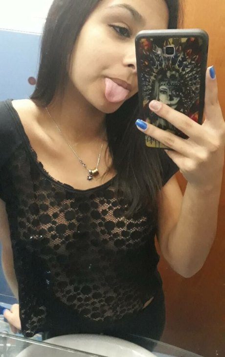 mabriza model sexy pictures