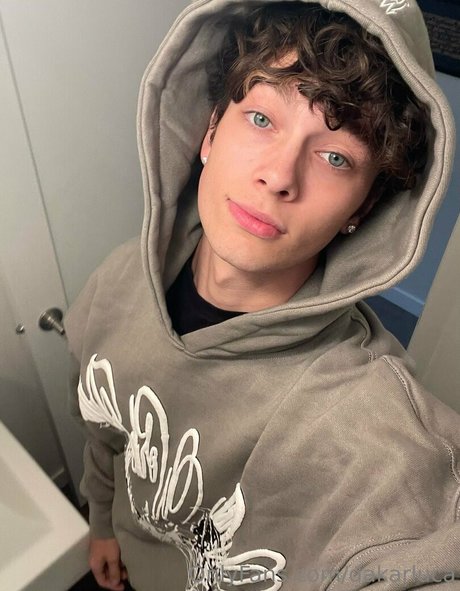 dakarluca pornstar pretty images