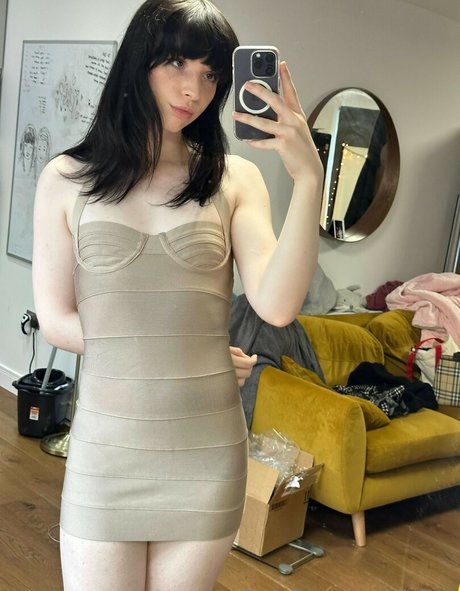 ickyypeach porn model archive