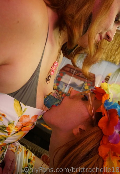 brittrachelle18 naked model gallery