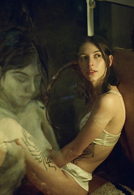 Micheladare model best picture