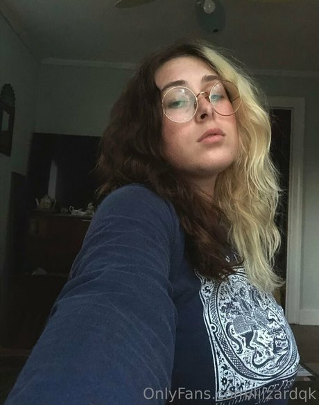 liizardqk free actress gallery