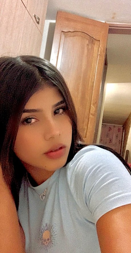 Ana Le n naked actress images