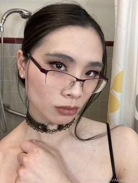 Camellia Wu pornographic model galleries